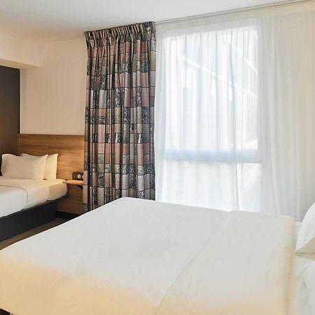 B&B Hotel Marne-La-Vallee Val D'Europe Serris Exterior photo